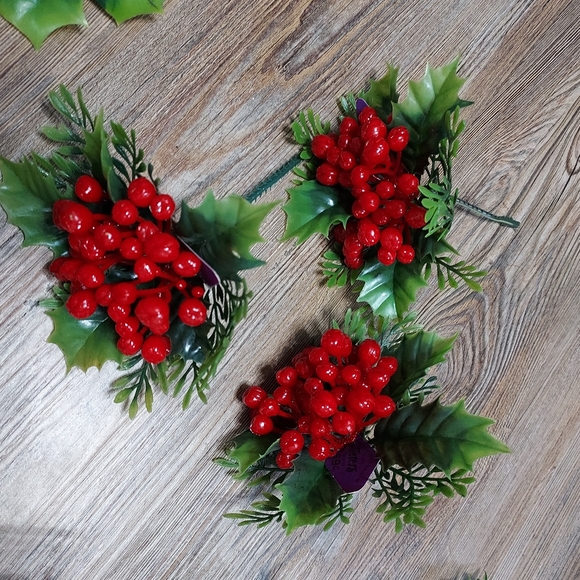 Vintage lot of artificial MCM Christmas greenery picks wreaths - Picture 2 of 8